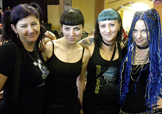 Bring ’n’ buy goes alternative – Tufnell Park sale leaves goths in the black inews073010_15