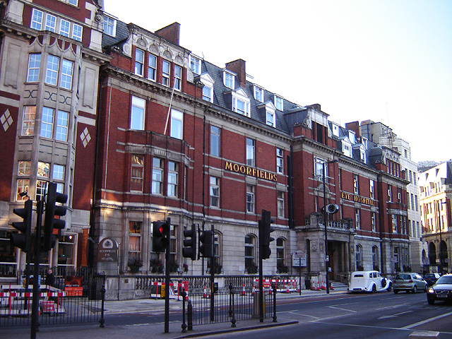 Investigation launched at eye hospital following patient’s post-surgery death Finsbury_moorfields_eye_hospital_1