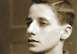 Rifleman Thomas J Holding