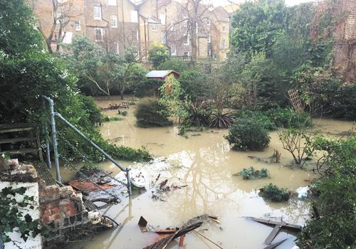 ‘Angel Tsunami’: Thames Water faces traders’ fury as bill for flood devastation is expected to run into millions Devonia Road gardens - pic by Polly Brown (1)