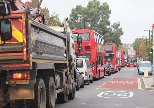 Weekend closure ahead for Holloway Road Traffic backed up in Tufnell Park Road due to the ongoing Holloway Road closures