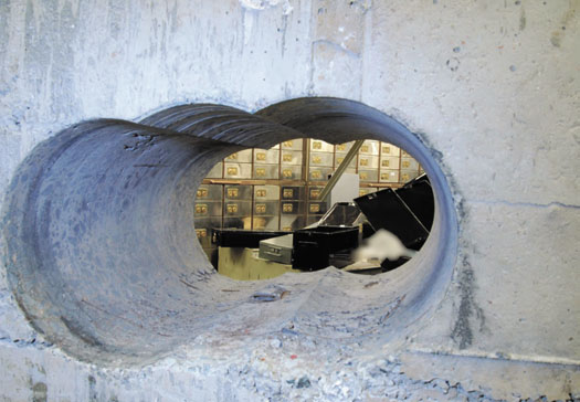 Book about the Hatton Garden heist unearths new facts about the pensioners behind it RVW NEW The Great Diamond Heist Pic Section1st prfs -2-2