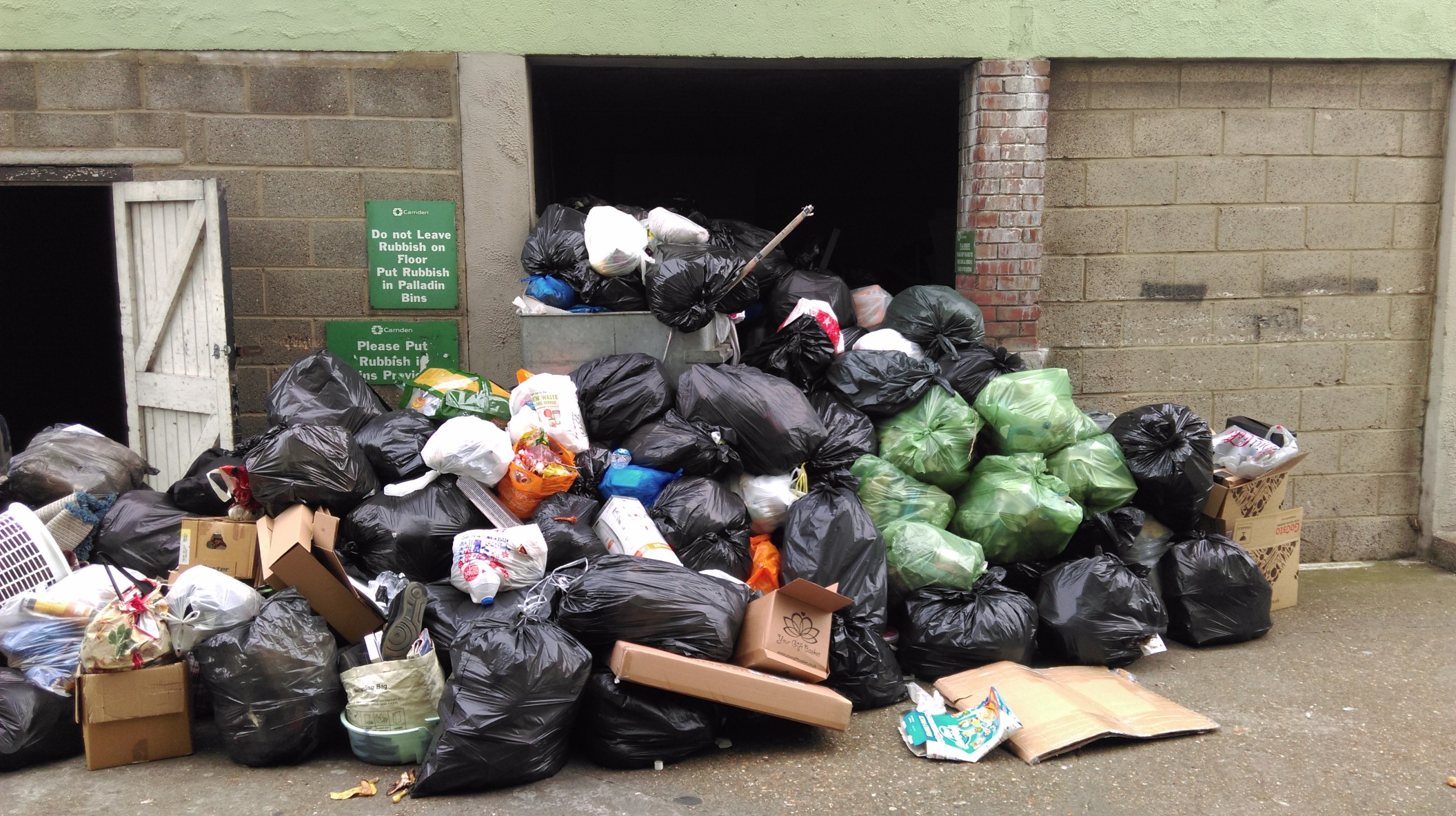 Sorry about the mess! Town Hall apologises for bin collection problems