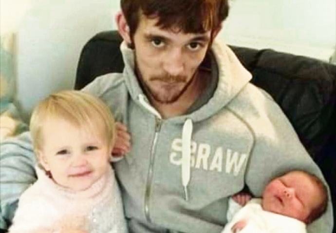 Detectives make seventh arrest in hunt for JJ’s killers Jonathan McPhillips with his daughters