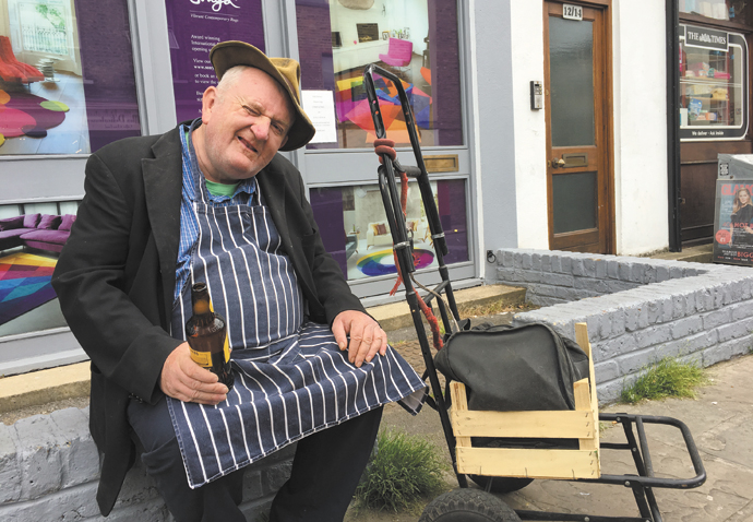 Knife work, if you can get it, says Terry the grinder Terry O'Shea_knifegrinder