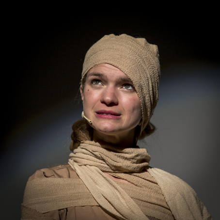 Amy Gwilliam in Mummy_Photo Amy Gwilliam