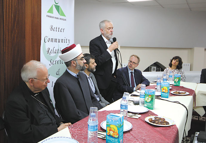 Jeremy Corbyn speaking_with Paul Hendricks Haytham Tamim Mohammed Kozbar Richard Watts and Corbyn's wife Laura Alvarez