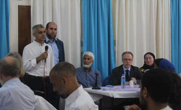 Sadiq Khan and Jeremy Corbyn join Ramadan meal near site of terror attack Sadiq Khan speaking at mosque