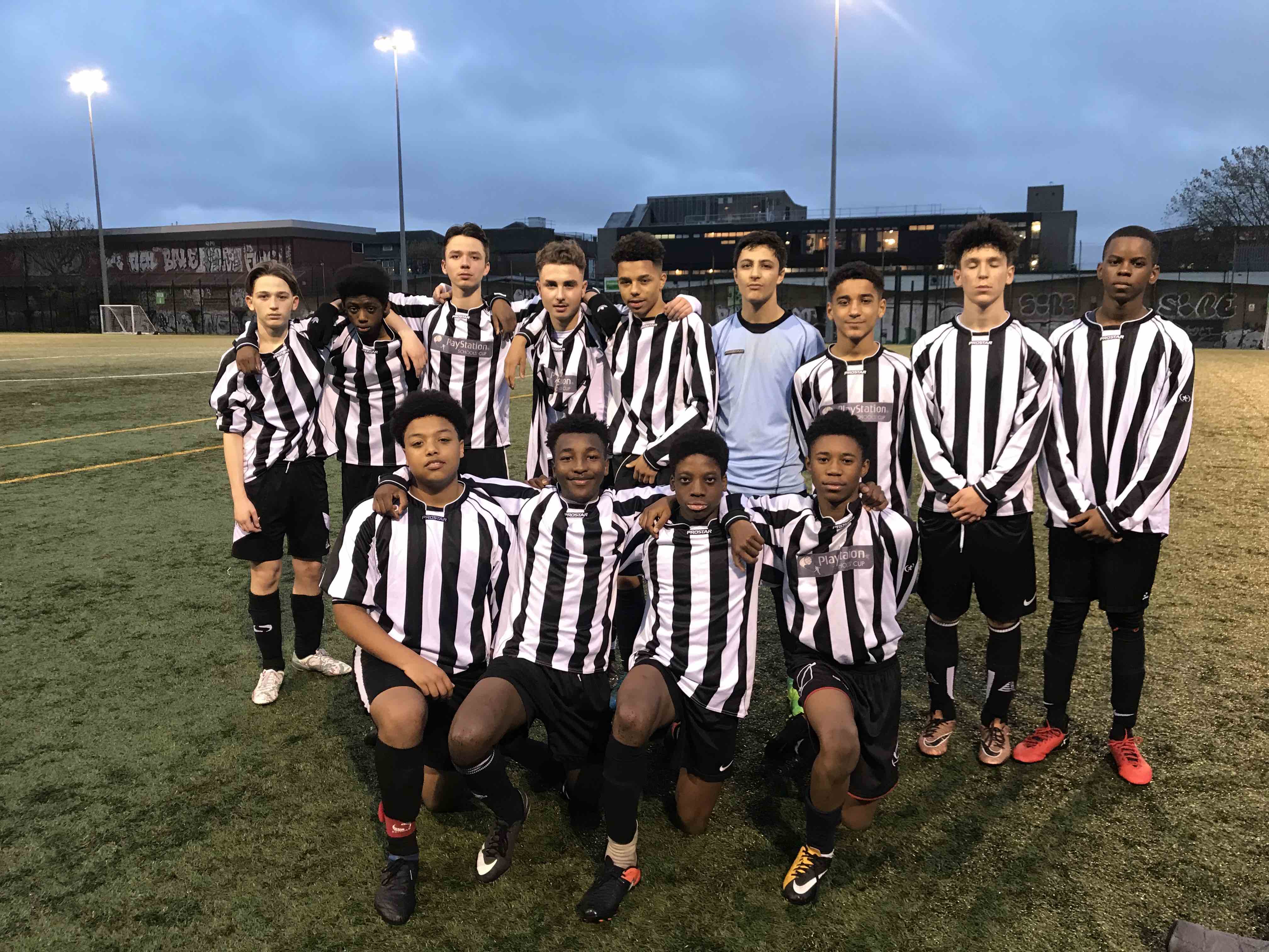 Haverstock beat Highbury Grove (in the other north London derby) 27-HaverstockU15s