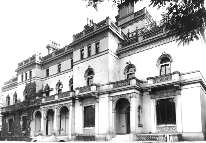 8aKensington Palace Gardens in 1938_Exterior of London Cage