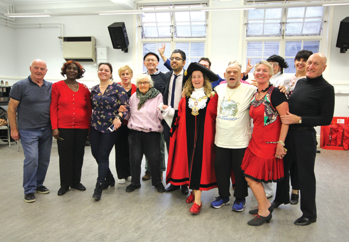 Keeeep dancing! Light on their feet, dancers have all the right moves Dance Club 7023