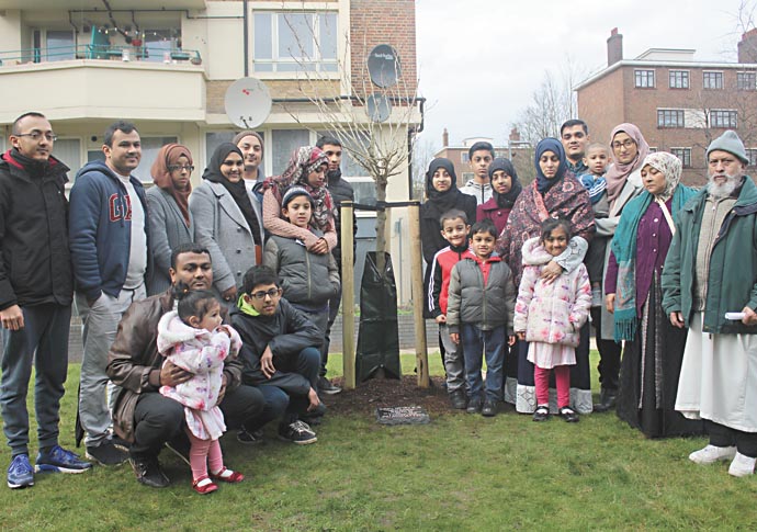 Family and friends of Makram Ali unveiling of the plaque in Clifton Court Garden