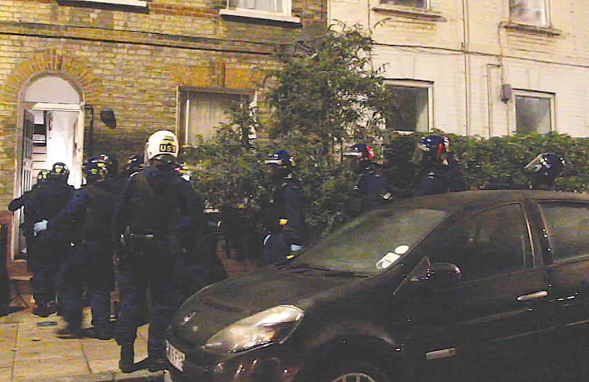 Early-morning raids in blitz on drug gangs Drugs raid 2tif