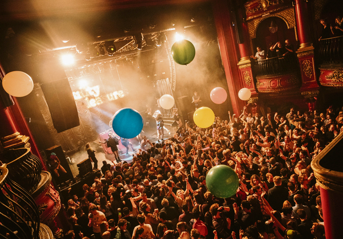 NYE: it would be madness to stay at home! Koko
