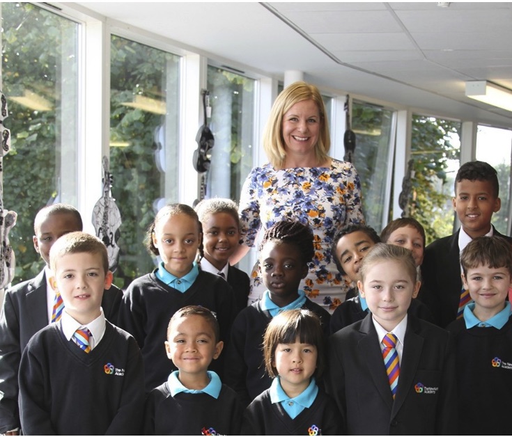 Islington primary school headteacher warns of risks posed by social media New North School