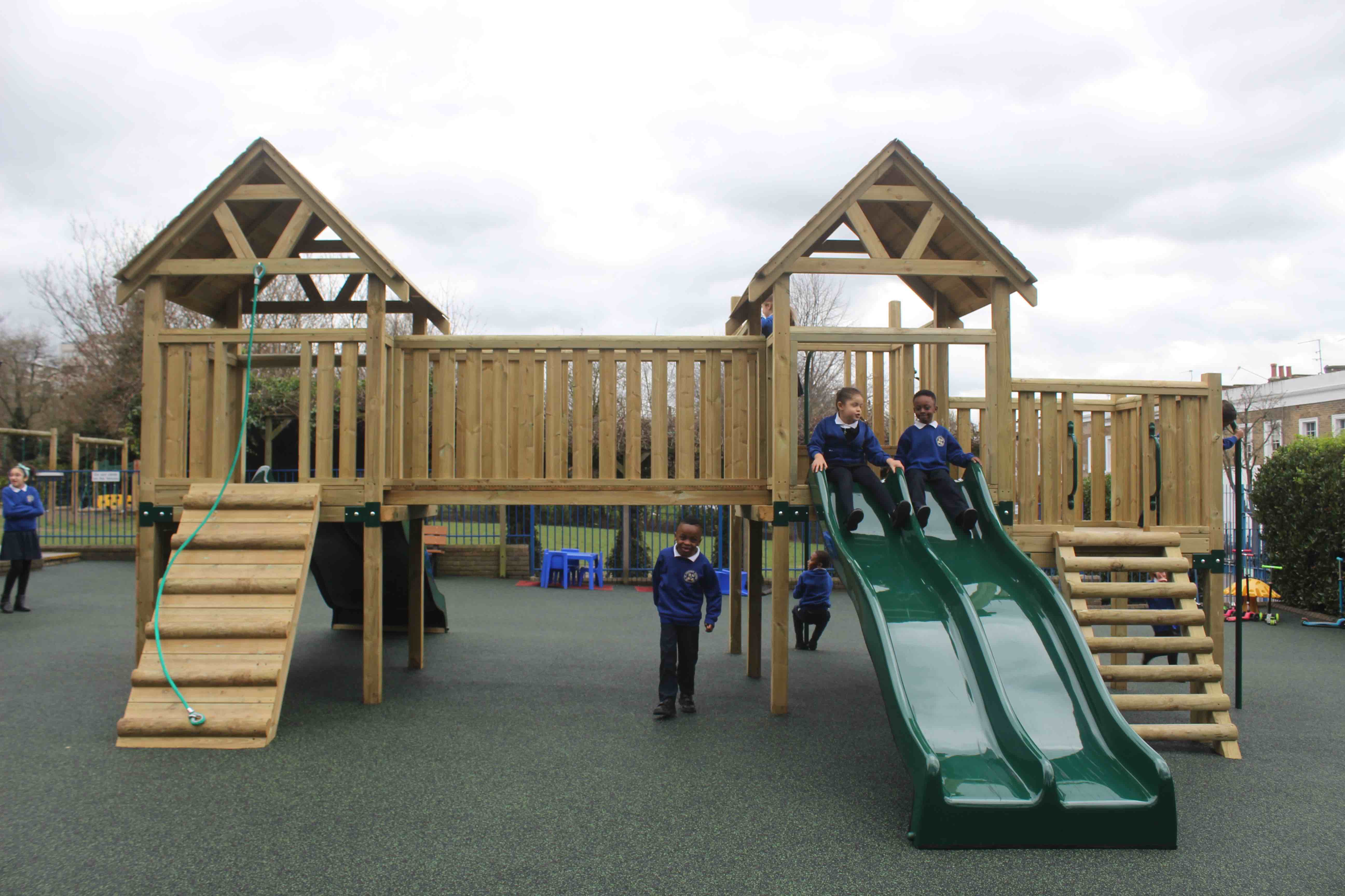 St Andrew’s CE Primary unveils new play structure St Andrews CE Primary