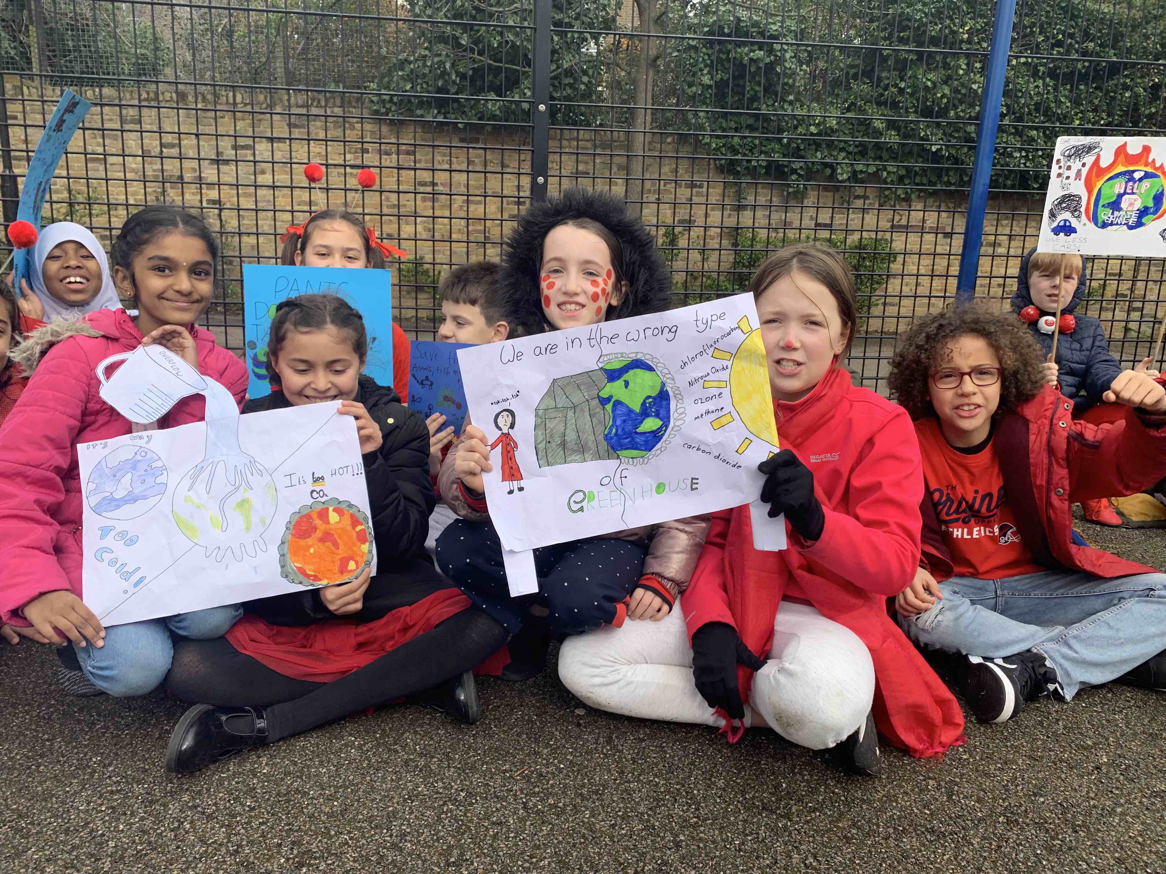 Canonbury and Ambler primary pupils call on government to take action against climate change Ambler Primary School Pupils making their voices heard