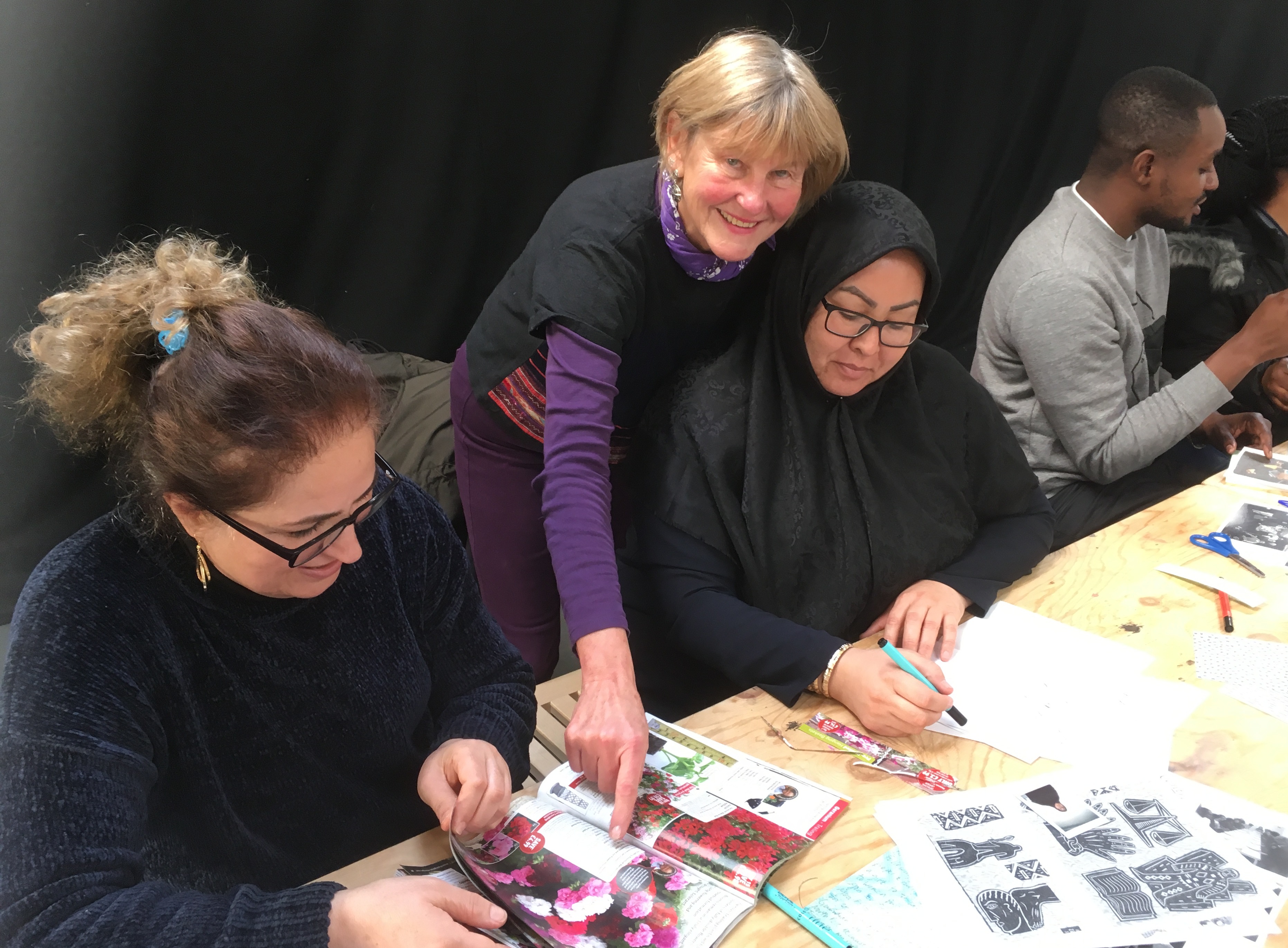 Reward for the language of friendship Rosemary J Brown with Maliheh Amiri, Zahra Rezaei and Patrick Londola Islington Centre for Migrants and Refugees