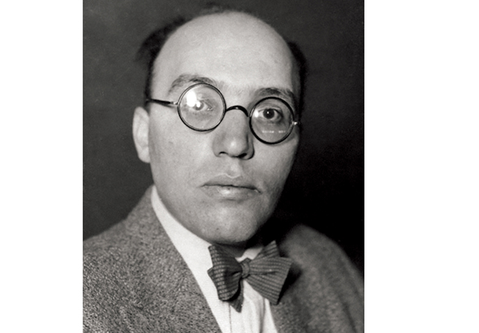 Kurt Weill’s shot at the Tsar Kurt Weill_Bundesarchiv_Bild_146-2005-0119,_Kurt_Weill