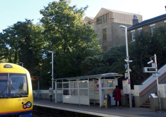 Crouch Hill Railway Station