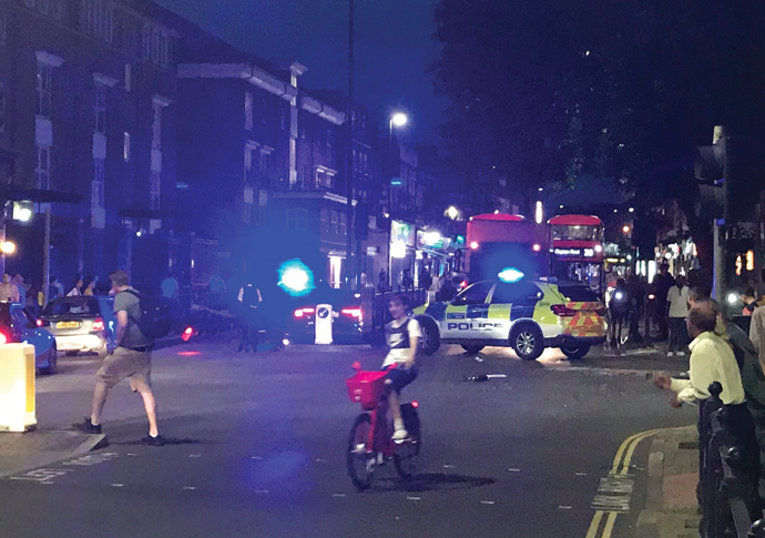 Essex Road crash_credit @c_r_shaw on Twitter