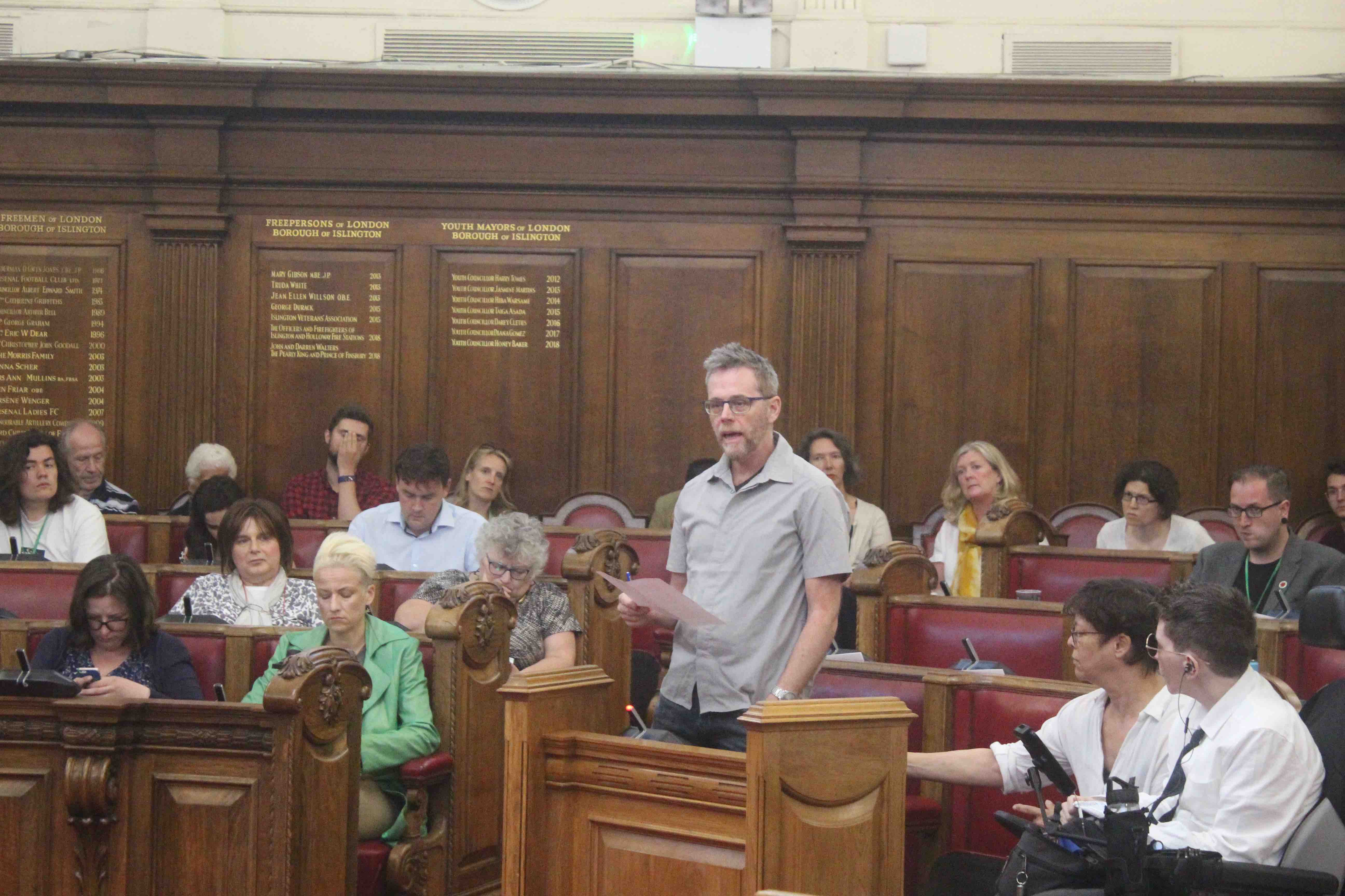 Islington Council told to treat climate crisis like WWII preparation christopherprocter