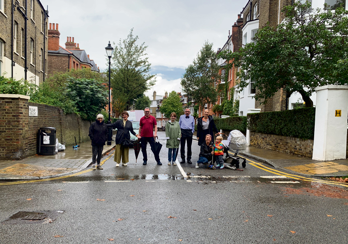 Cyclist hit-and-run sparks anger among Highbury neighbours Fieldway Crescent IMG_2968
