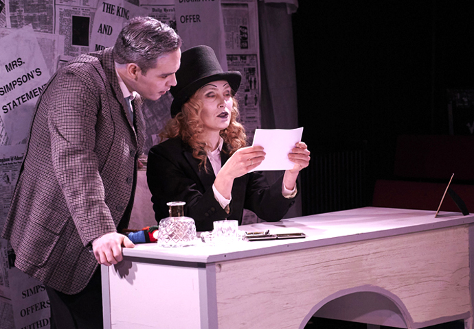 Falling In Love Again 4 Ashton Spear Ramona Von Pusch hoto Phil Swallow