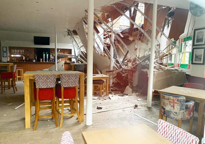 Neighbours in race to help as roof collapses at Finsbury Park pub Arsenal Tavern 2