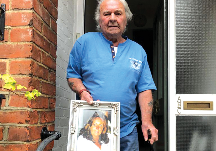 Ron Davis and pic of partner Pat (2)