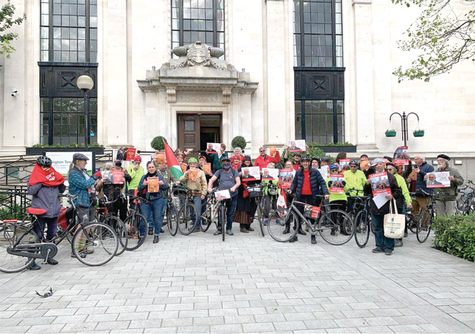 Cyclists' support for Corbyn on his birthday