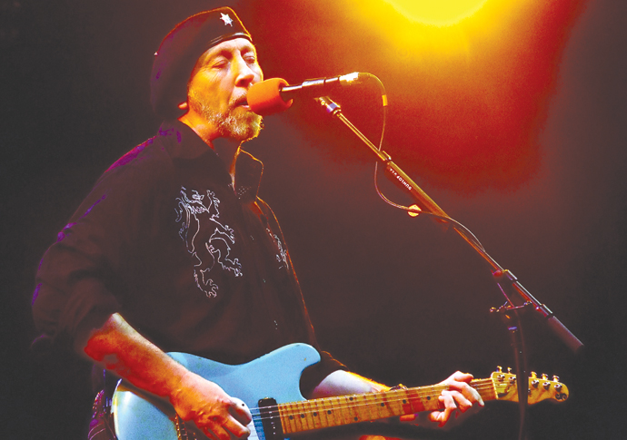 Richard Thompson: conventional wisdom Richard Thompson_Photo_Anthony Pepitone_Dxede5x