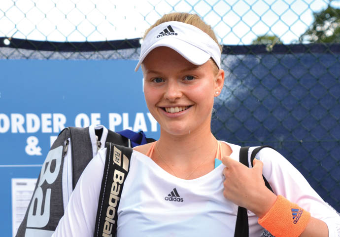 A coach’s love song Harriet Dart_credit Carine06