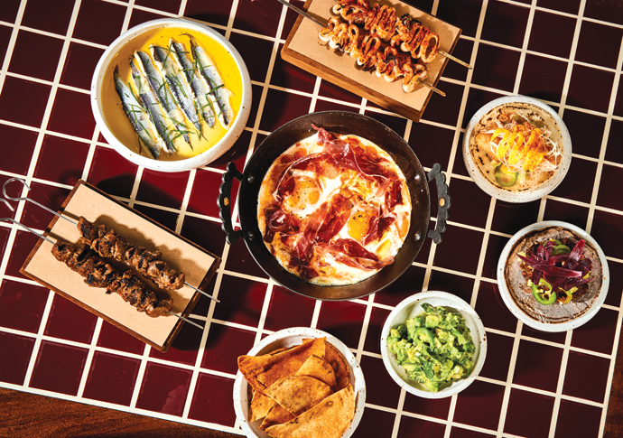 Sizzling atmosphere steals the show at Decimo Decimo_brunch_Charlie McKay