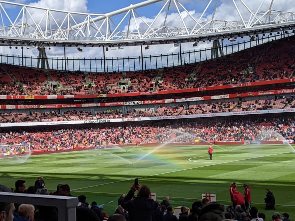 Arsenal top league after late winner against Fulham arsenal emriates