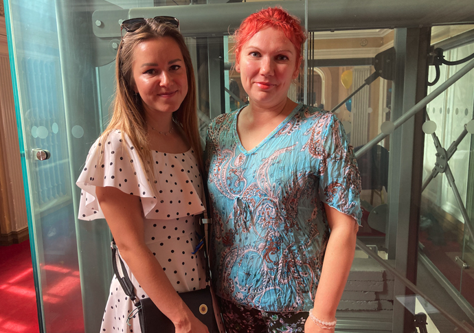 ‘We must speak loud about the war – we must not forget’ Hannah Dorosh (l) and Marharejta Stamptska (r) at Islington Assembly Hall