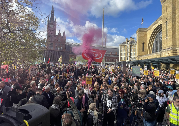 ‘We refuse to be poor any more’ Enough is enough 309701957_125771106911243_1371485534190559974_n
