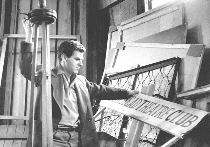 James Roose-Evans at the Three Horseshoes pub in 1959 credit Helen Craig