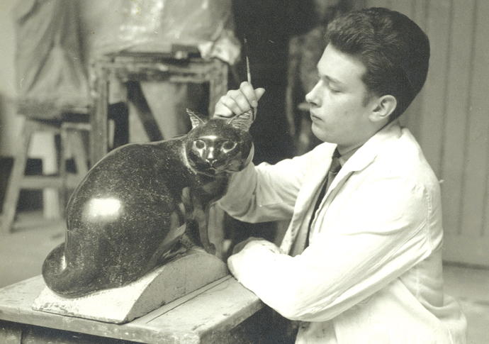 Sculptor: I’ll create a new Whittington Cat for free Whittington Cat - credit Jonathan Kenworthy