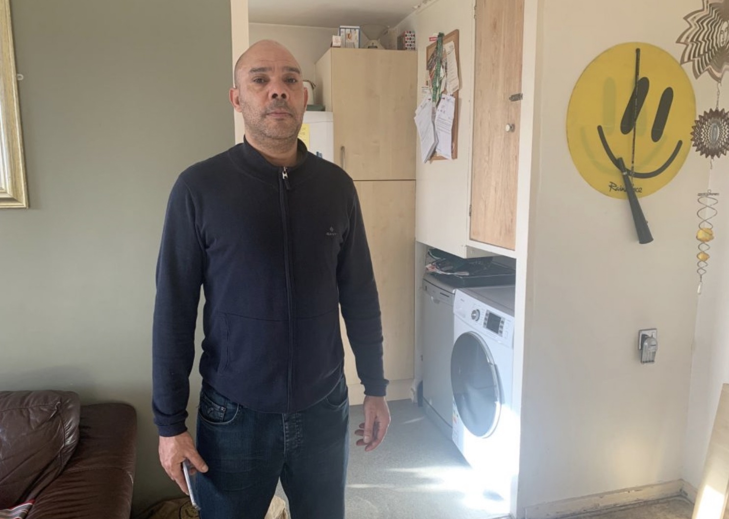 Mould and damp: Victim of abuse slams council for state of flat glenbrown