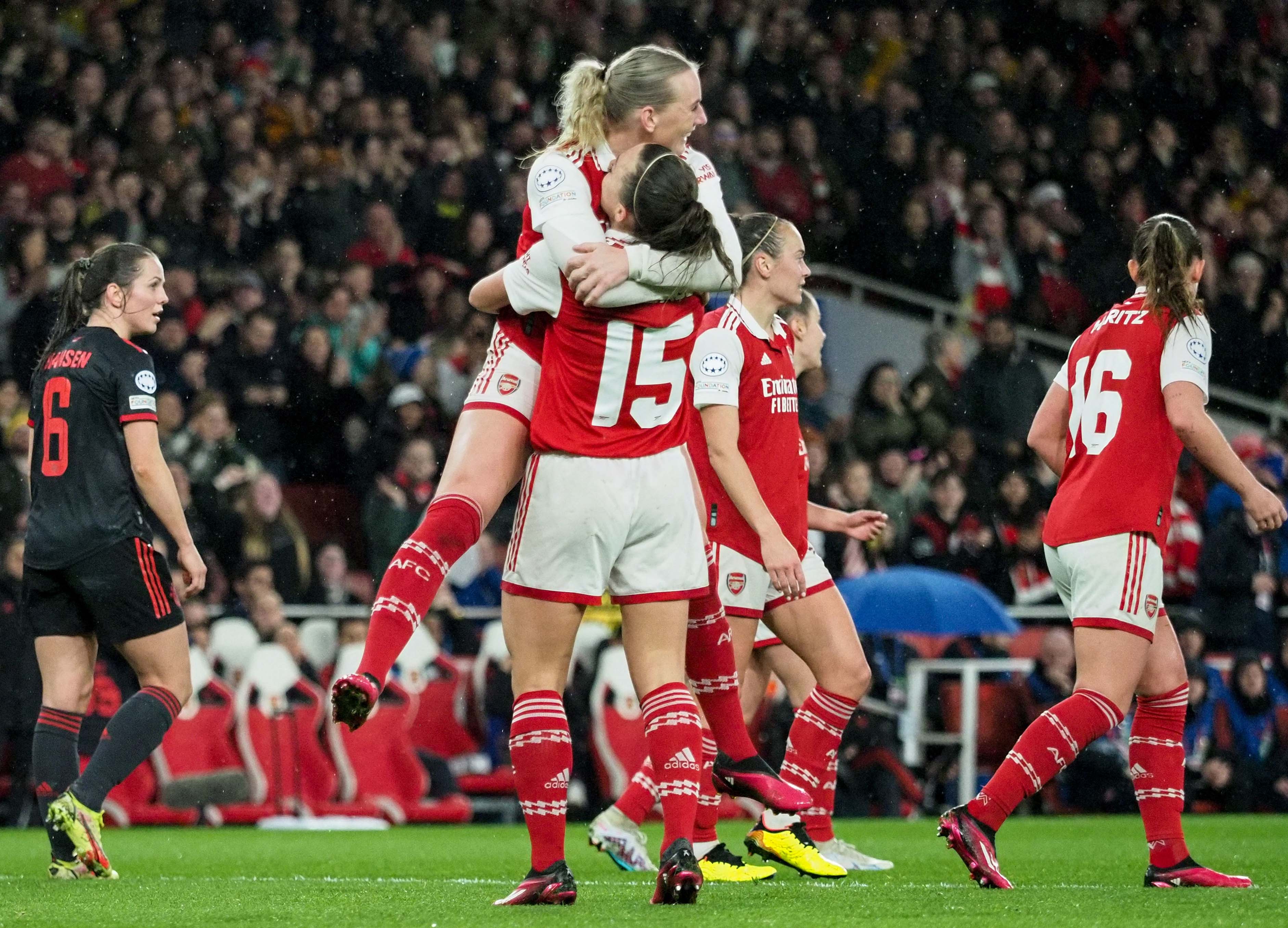 Arsenal stun Bayern to book Champions League semi-final spot Arsenal FC v FC Bayern Munich - UEFA Womens Champions League - Emirates Stadium