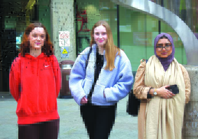 Students raise money for ‘essential’ food banks Food bank fundraiser – LtoR – Meera Smith Chloe Teague and Jabina Uddin