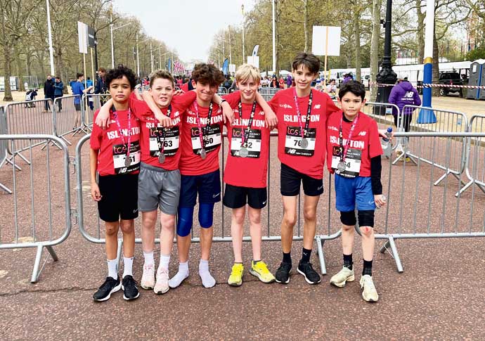 Stepping up in the mini marathon Mini Marathon - Boys U13s