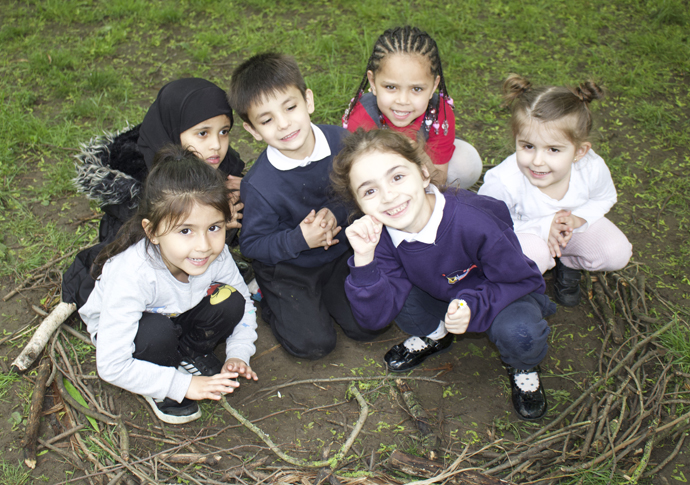 Duncombe Primary School Kids in the nest