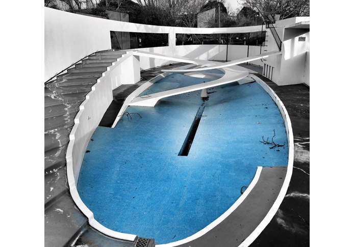 Concrete bungle Penguin pool