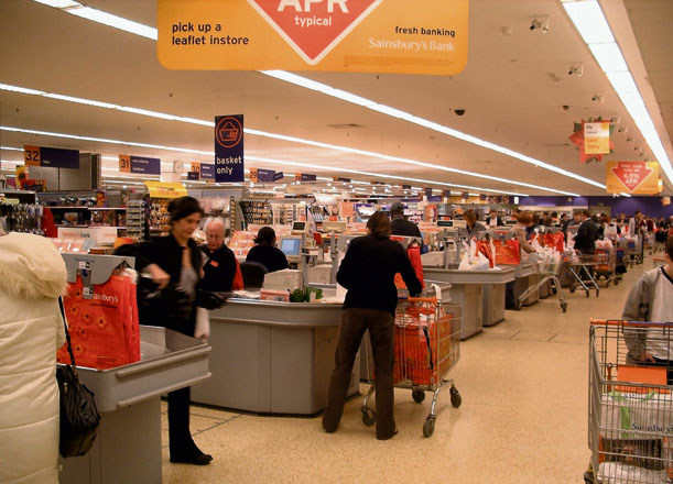 Checkouts in stores, we’ve been duped… Supermarket_check_out velela CC BY-SA 3.0