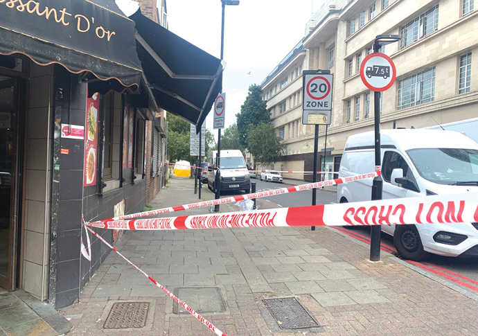 Stab death: ‘Did you see the killer?’ Cordon in Hornsey road with tent