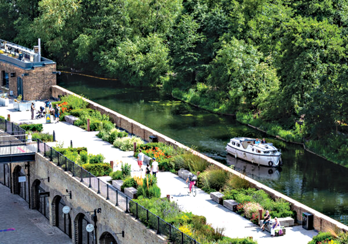 The ever-changing nature of the historic railwaylands The canal side walk at Coal Drops new