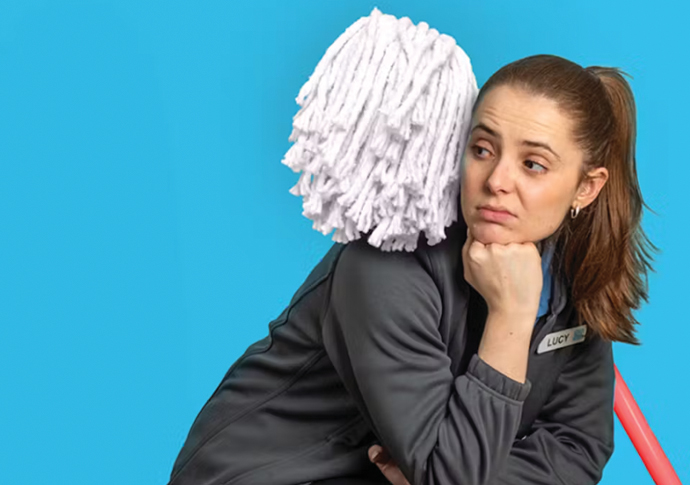 Lucy Popescu’s theatre news: Camden Roar; So Help Me Dog; A Hunger Artist; Checkout Checkout_Lion & Unicorn