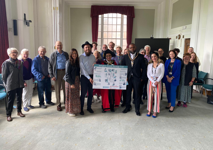 Heritage trail uncovers 300 years of Jewish history on our doorstep jewish trail